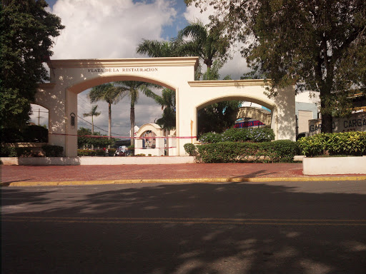 Plaza De La Restauracion