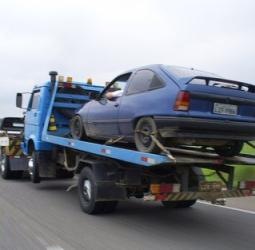 [carro-guinchado[3].jpg]
