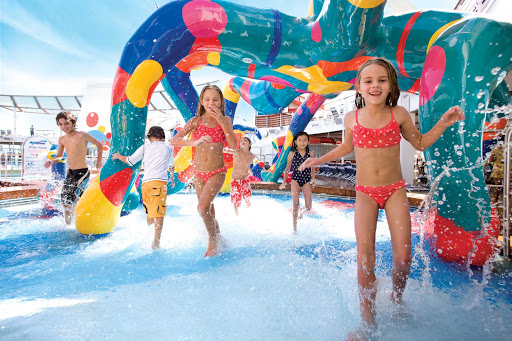 Your kids will have fun splashing around in the H20 Zone water park aboard Oasis of the Seas.