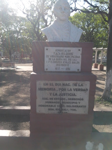 Plaza Belgrano Remodelada De La Banda