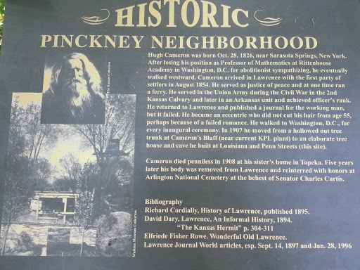 Pinckney Neighborhood
