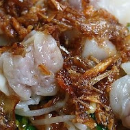 賴新魁麵館