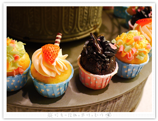 Photo 0