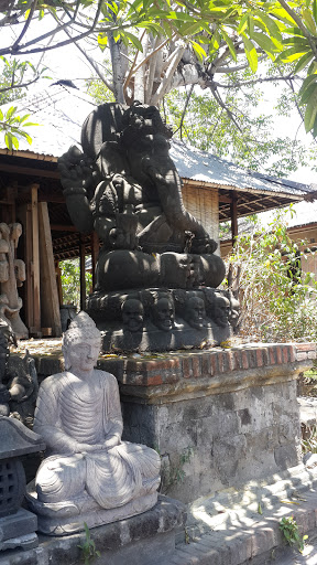 Black Ganesh And White Budha
