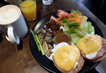 圖書館對面Duimin cafe & deli