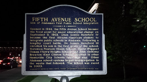 Fifth Avenue School