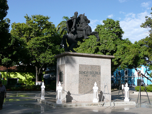 Estatua ecuestre de Simón Bolívar