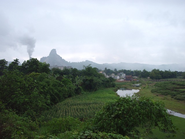 [P50401285.jpg]