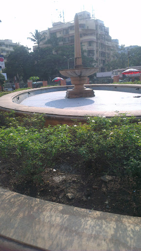 Hiranandani Meadows Fountain