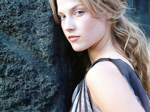 Ali Larter Wallpapers Celebrity Gallery images wallpaper picture