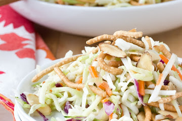 Retro Recipe: Crunchy Cabbage &#038; Ramen Noodle Salad