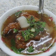 楊排骨酥麵