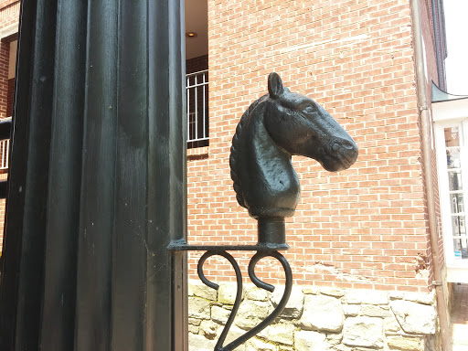 Horse Post