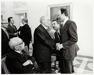 Drees Sr. bij de onthulling van een borstbeeld van Gerbrandy