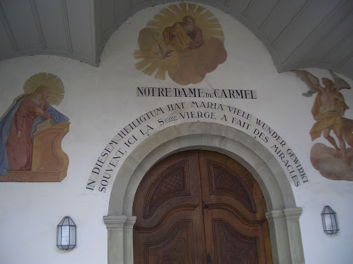 フリブール(スイス)のブルギヨンの聖母マリアの聖堂にて Notre-Dame de Bourgillon a Fribourg