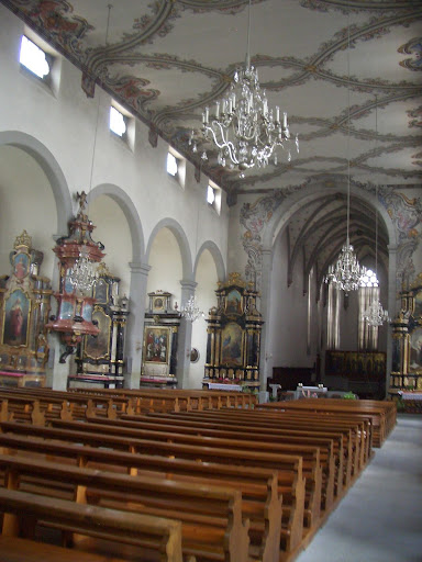フリブールのカテドラルの隣にある聖フランシスコ会教会（Fribourg, Eglise des Cordeliers）