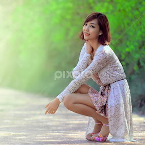 Smile Spring by Jala Mangkara - People Fashion