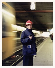 Perronopzichter van NV Nederlandse Spoorwegen