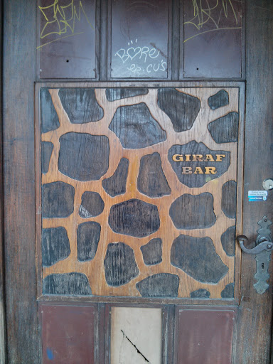Giraf Bar