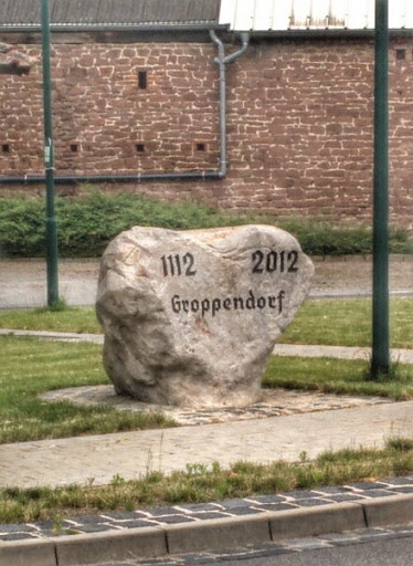 Groppendorf 900 Jahre Gedenkstein