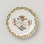 Saucer from the 'Swellengrebel service' with a double crowned monogram and a border with floral scrolls