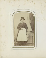 Vrouw in Duitse klederdracht, vermoedelijk Beiers