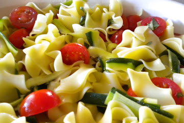 Cherry Tomatoes and Zucchini with Buttery Noodles