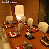 Japanese Table Set Up - Sasa Sushi Japanese Restaurant Taipei Taiwan Victoria S Food Secrets : White plates and bowls fit japanese food and various kind of meal.