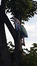 Parrot Tree Statue