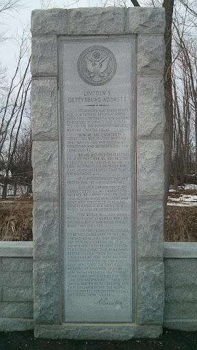 Lincoln's Gettysburg Address Monument
