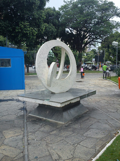 Monumento Ao Sexagésimo Aniversário de Governador Valadares
