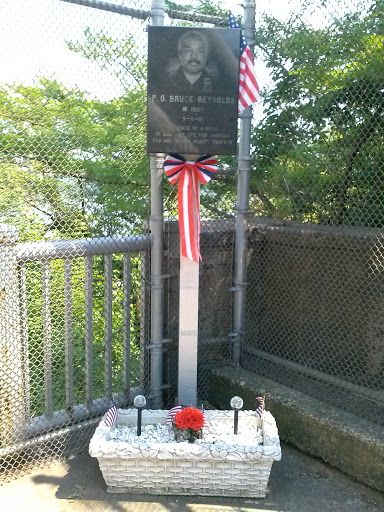 P.O. Bruce Reynolds Memorial