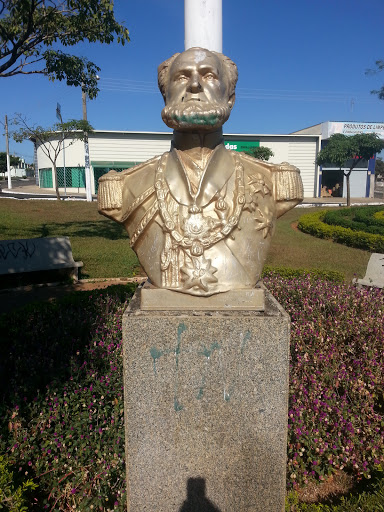 Busto Duque De Caxias