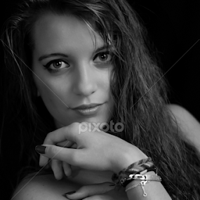 Manon B&W by Stankowski Daniel - Black & White Portraits & People