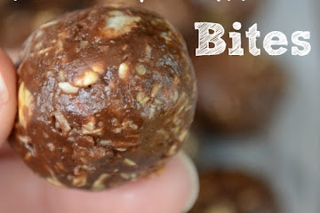 Chocolate Almond Butter Oatmeal Bites