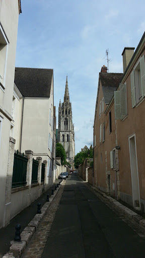Cathedrale Tower North Side