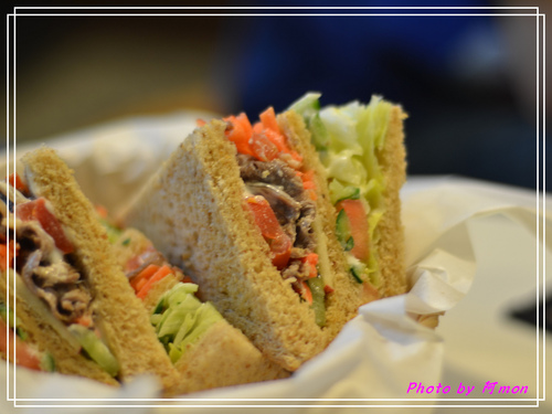 艸艸聊事~獨特的艸艸三明治和迷迭香薯條