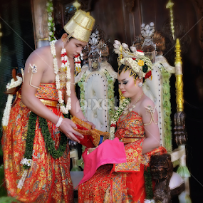 TRADISIONAL WEDDING by Preman'agung Photo'work - Wedding Reception