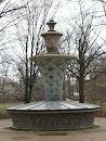 Mosaikbrunnen Großer Garten