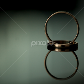 Reflection by Alexandru Tunschi - Wedding Details