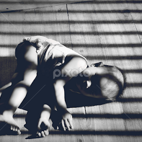 by Iwan Zack - Black & White Portraits & People