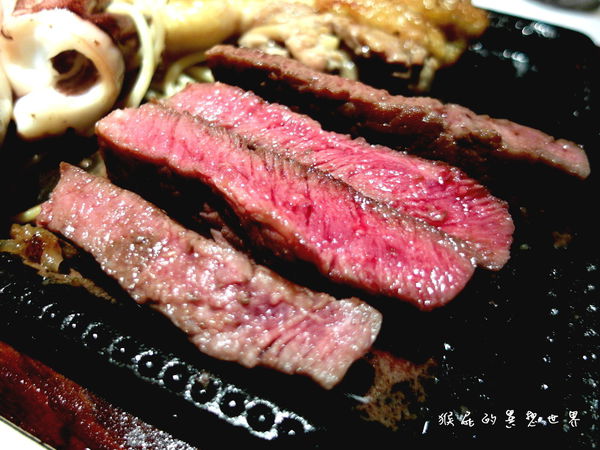 YES牛排洋食(瘋牛排)牛排吃到飽均一價390元！輔大周邊美食CP值超高不收服務費！(旅行應援團介紹)