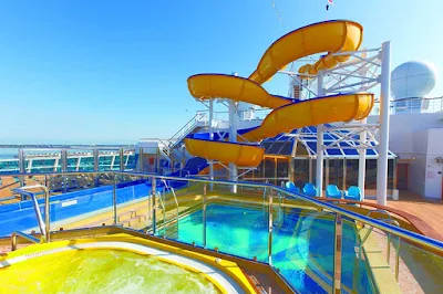 The water slide on deck 13 of Costa Favolosa.