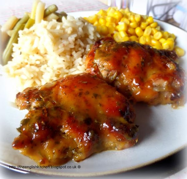 Best Boneless Skinless Chicken Thigh Recipe Ever - The 15 Chicken Thigh Recipes Making Dinnertime Less Stressful - 4 oz chicken thighs, boneless & skinless 2 garlic cloves, crushed.