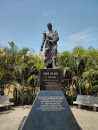 Estatua Simón Bolívar 