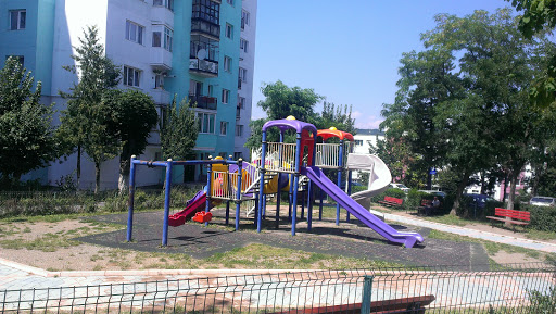 Clabucet Kids Playground