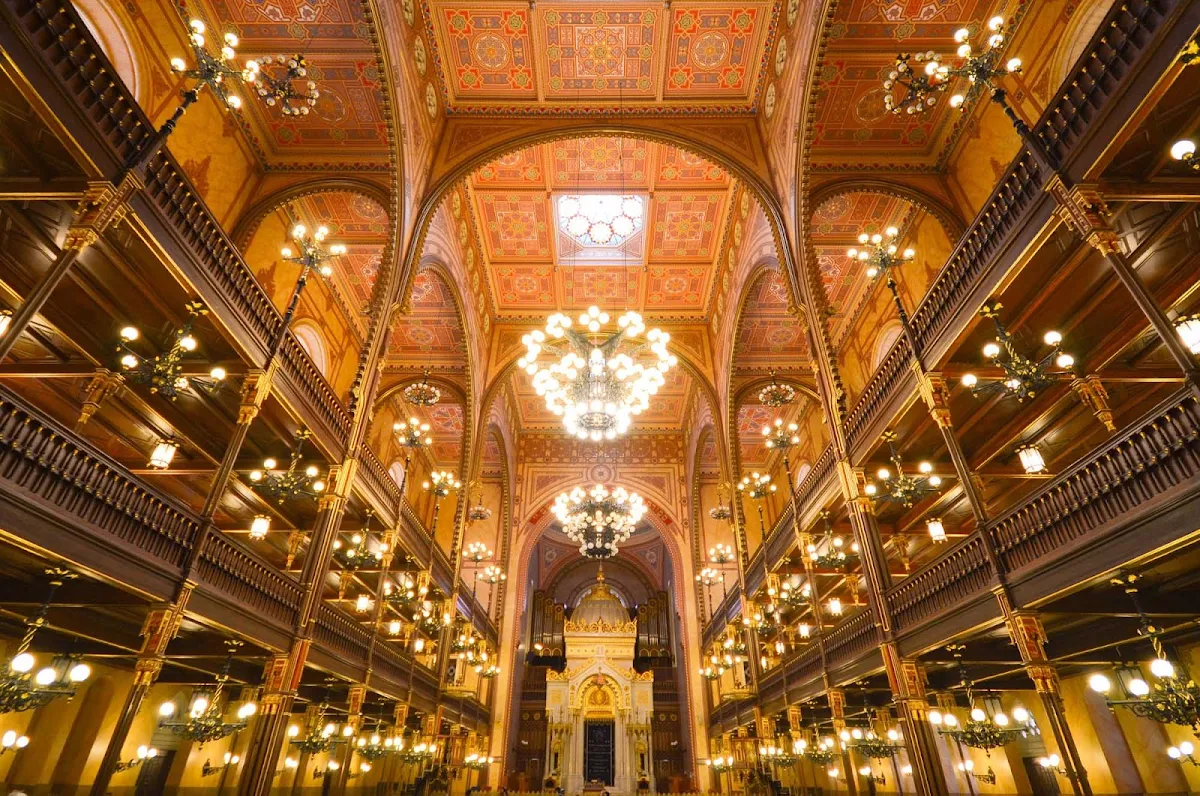 Synagogue-interior-Budapest - Inside the ornate Moorish-style Dohány Street Synagogue in Budapest. It contains a synagogue, museum, cemetery and Holocaust memorial.