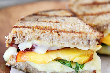 Grilled Peach, Brie & Basil Sandwich