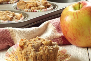 Vegan Apple Cider Muffins