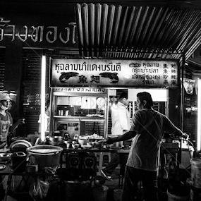 Work for Life by Yohanes Beny - People Street & Candids